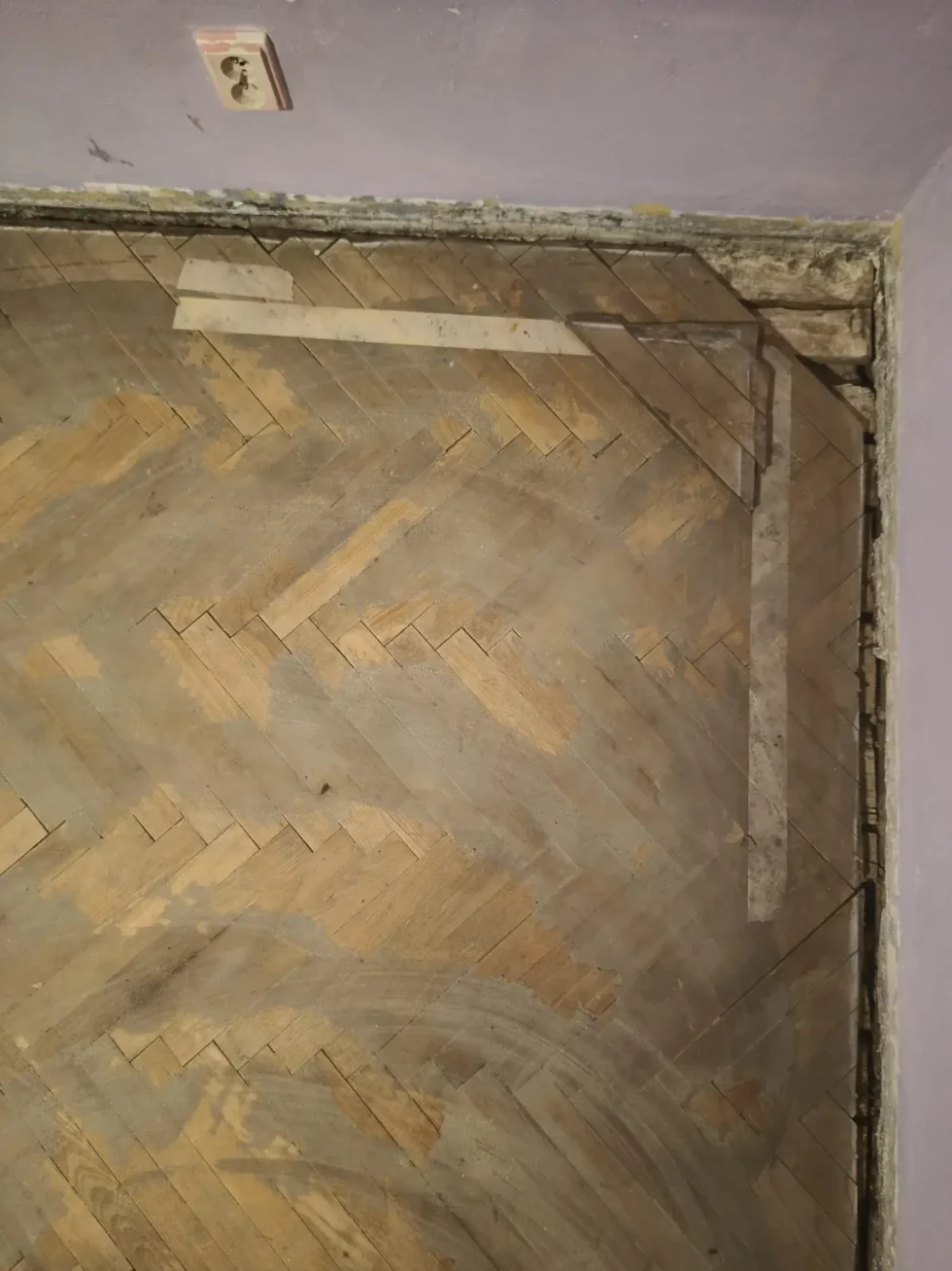 Renovace dřevěných parket Praha-Vršovice